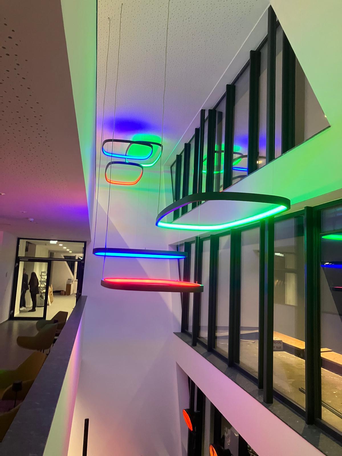 SOFT QUADRA I 1694x1694 - Square, large, inwardly illuminating LED ring ...