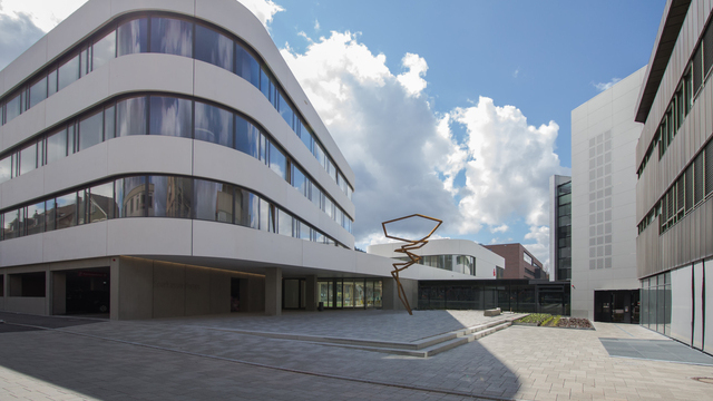 Aussenansicht der Kreissparkasse Tuttlingen | © SATTLER