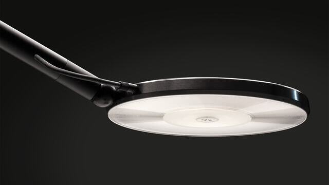 Close-up of the AVVENI Pendant series light head | © Juliane Eirich