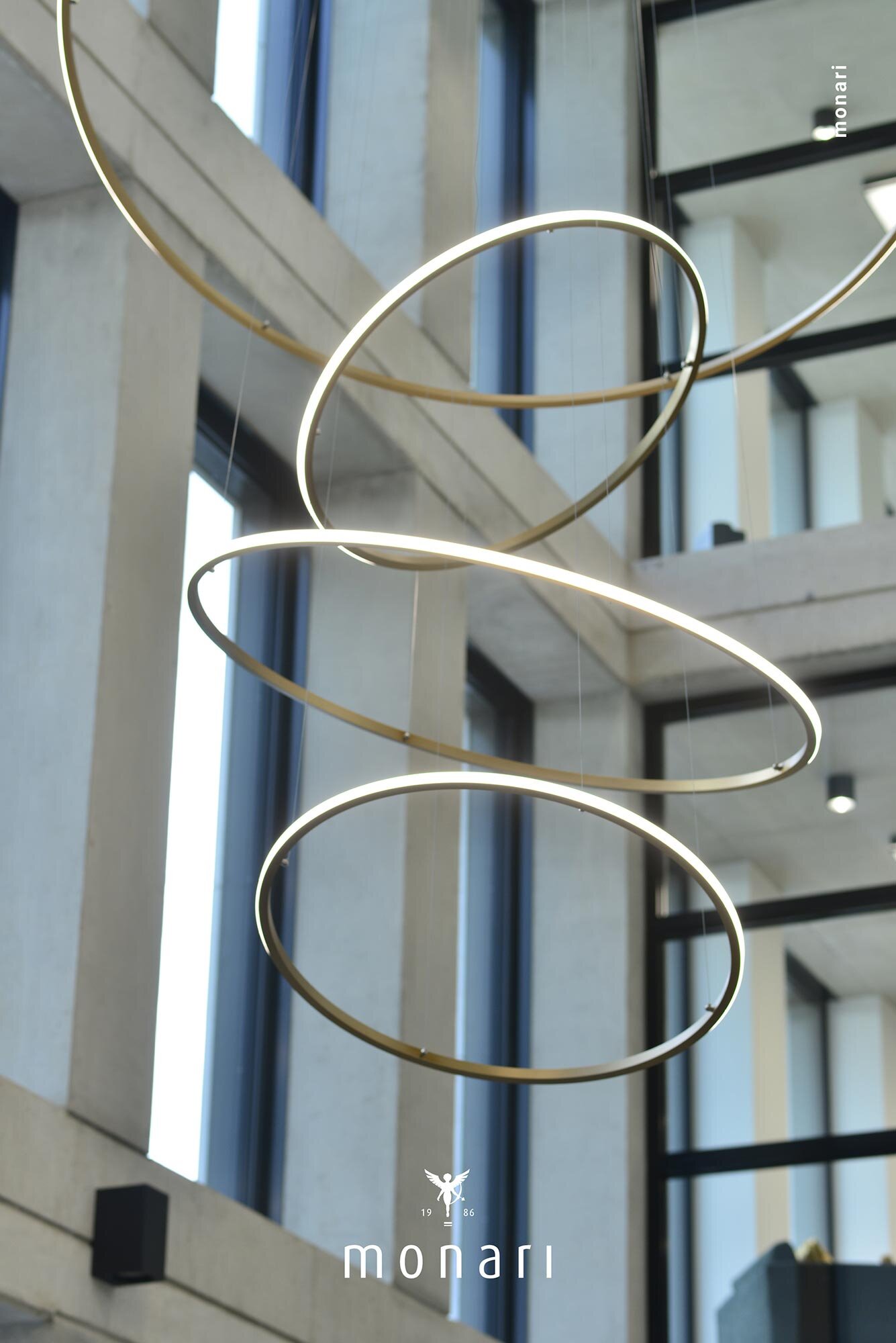 SLIM OUT Installation von SATTLER im Monari Headoffice