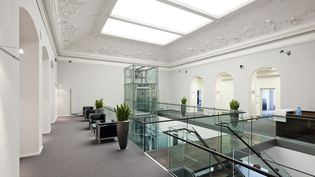 SATTLER luminous ceiling in the historic architecture of Volksbank Baden-Baden